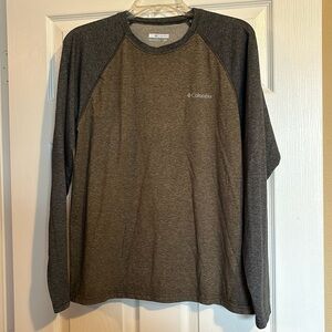 Columbia men’s brown and gray long sleeve t-shirt size medium